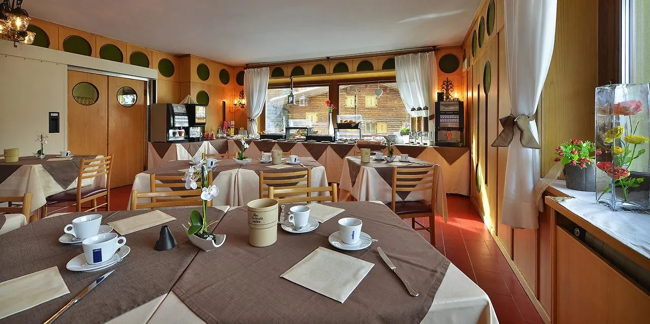 Hotel Loredana Livigno 3*,  Olaszország