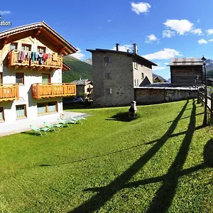 Aparthotel Alpen Royal By